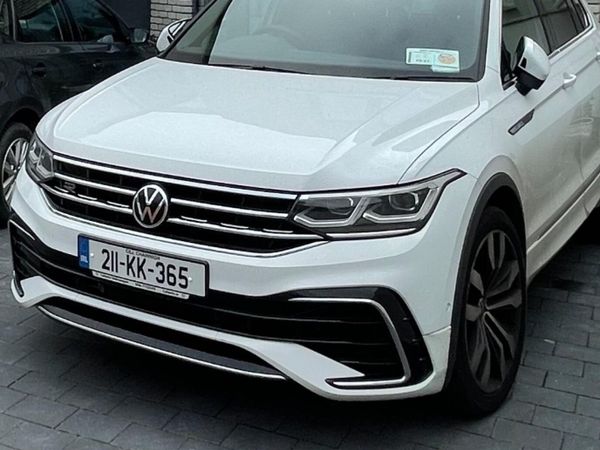 Volkswagen Tiguan SUV, Petrol, 2021, White