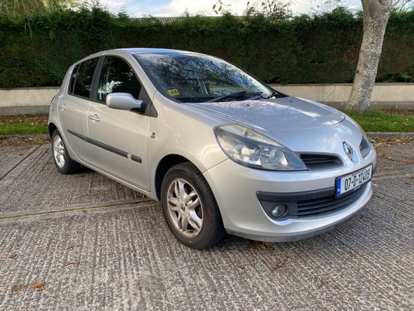 Renault Clio Hatchback, Petrol, 2007, Silver