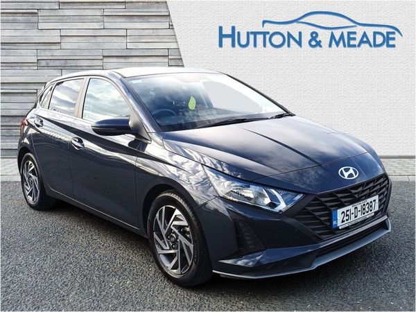 Hyundai i20 Hatchback, Petrol, 2025, Grey