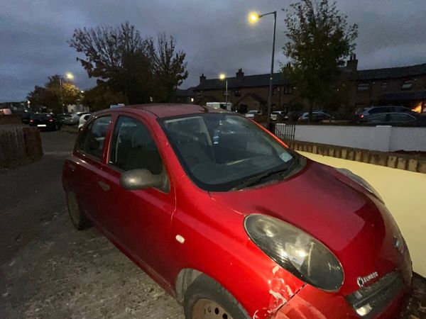 Nissan Micra Hatchback, Petrol, 2006, Red
