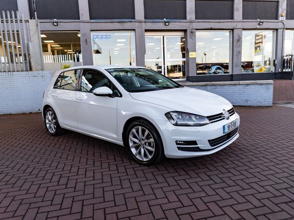 Volkswagen Golf Hatchback, Petrol, 2016, White