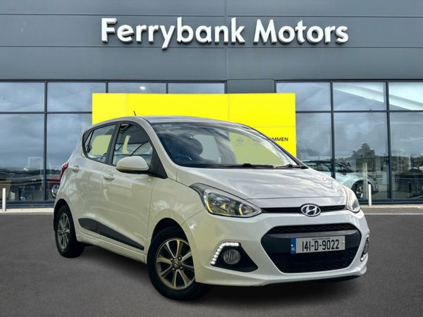 Hyundai i10 Hatchback, Petrol, 2014, White