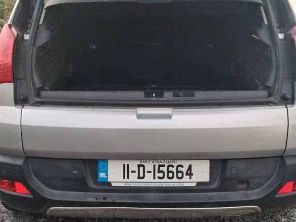 Peugeot 3008 MPV, Diesel, 2011, Grey