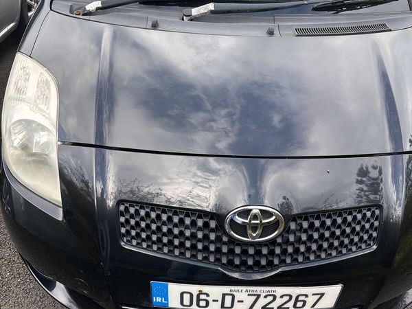 Toyota Yaris Hatchback, Petrol, 2006, Black