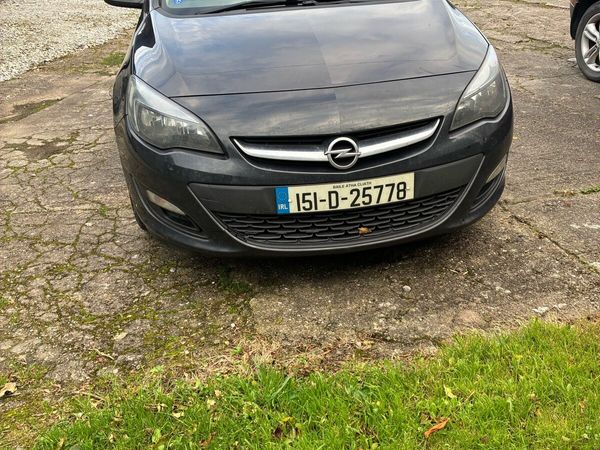 Opel Astra Hatchback, Diesel, 2015, Black