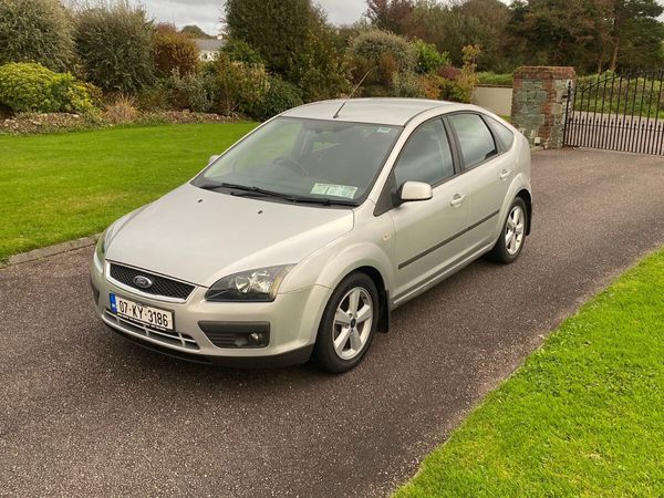 Ford Focus Hatchback, Petrol, 2007, Silver