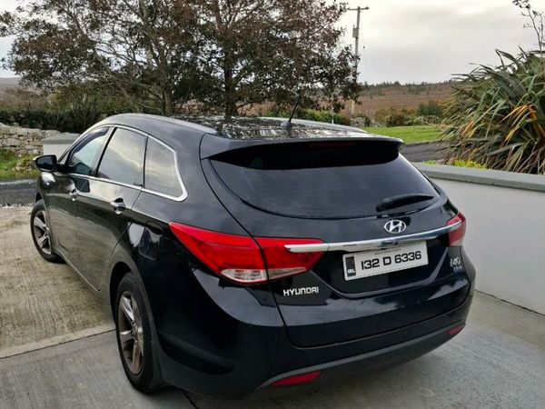 Hyundai i40 Estate/Jeep, Diesel, 2013, Black