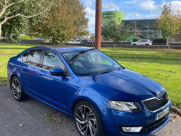 Skoda Octavia Hatchback, Diesel, 2015, Blue