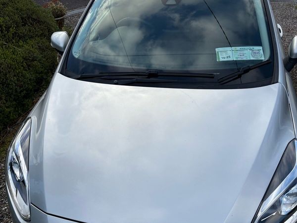 Ford Fiesta Hatchback, Petrol, 2020, Grey