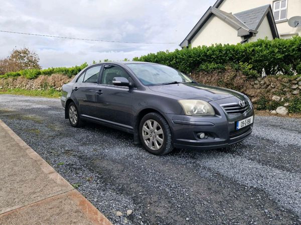 Toyota Avensis Saloon, Diesel, 2009, Grey