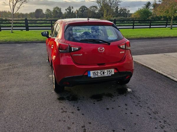 Mazda Mazda2 Hatchback, Petrol, 2015, Red