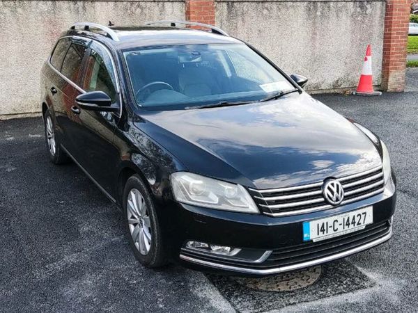 Volkswagen Passat Estate, Petrol, 2014, Black