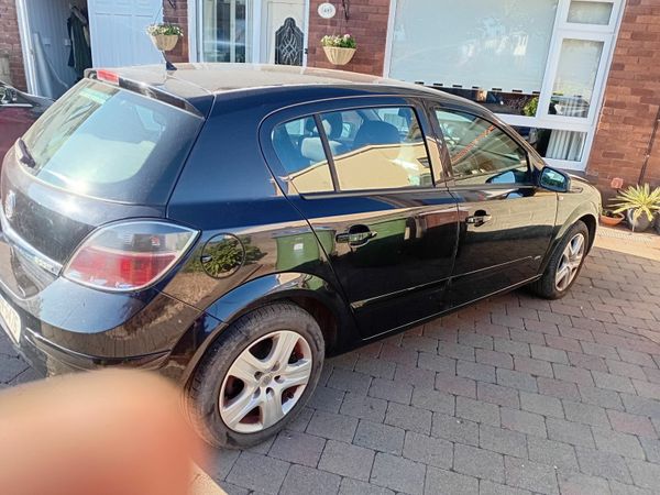 Vauxhall Astra Hatchback, Diesel, 2009, Black