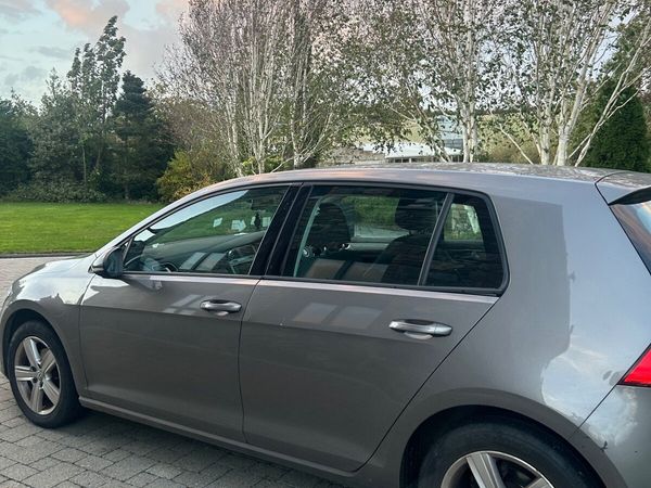 Volkswagen Golf Hatchback, Diesel, 2015, Grey