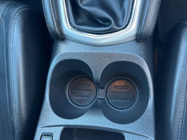 Nissan Qashqai Hatchback, Diesel, 2014, Black