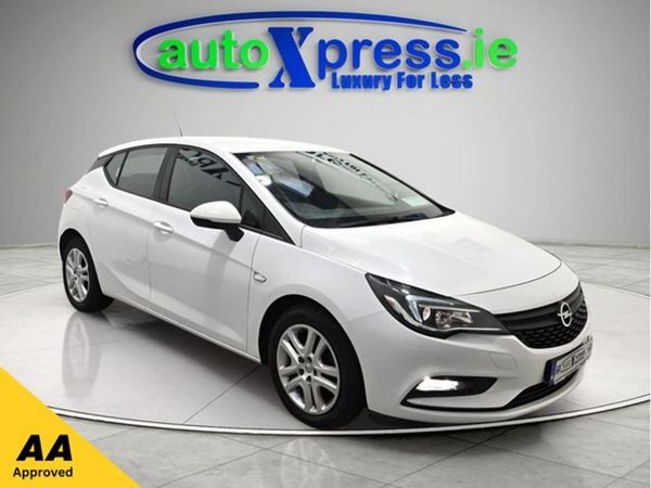 Opel Astra Hatchback, Petrol, 2018, White