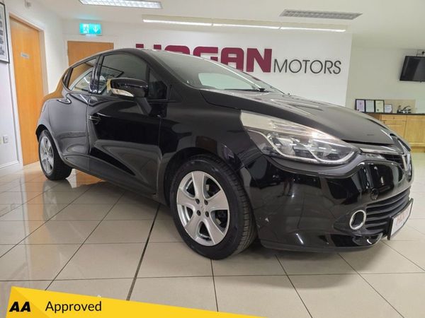 Renault Clio Hatchback, Petrol, 2015, Black