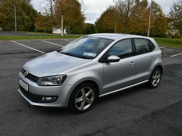 Volkswagen Polo Hatchback, Petrol, 2013, Silver