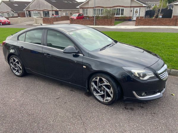 Vauxhall Insignia Hatchback, Diesel, 2014, Black