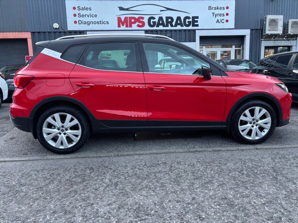 SEAT Arona SUV, Petrol, 2022, Red