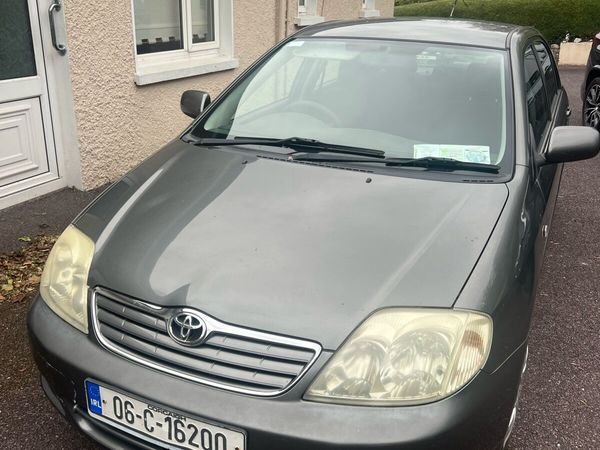 Toyota Corolla Saloon, Petrol, 2006, Grey
