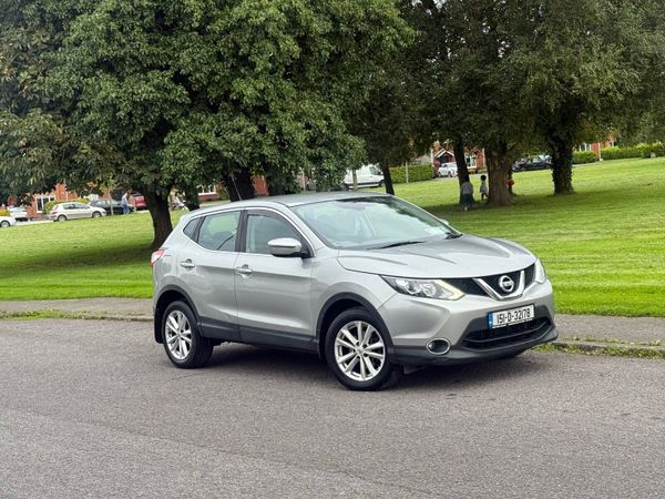 Nissan Qashqai Hatchback, Diesel, 2015, Silver