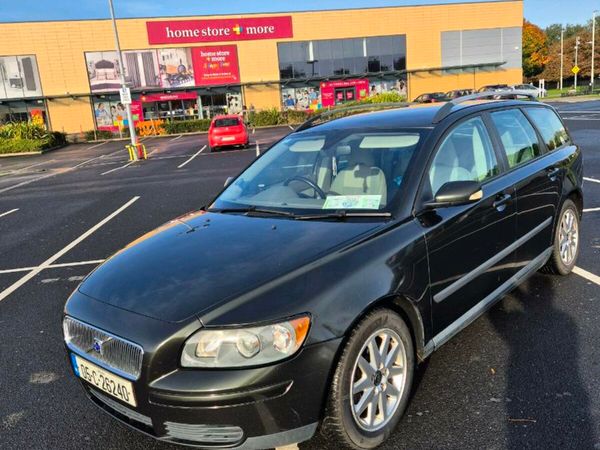 Volvo V50 Estate, Diesel, 2005, Green