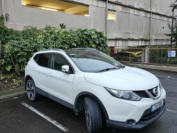 Nissan Qashqai SUV, Petrol, 2017, White
