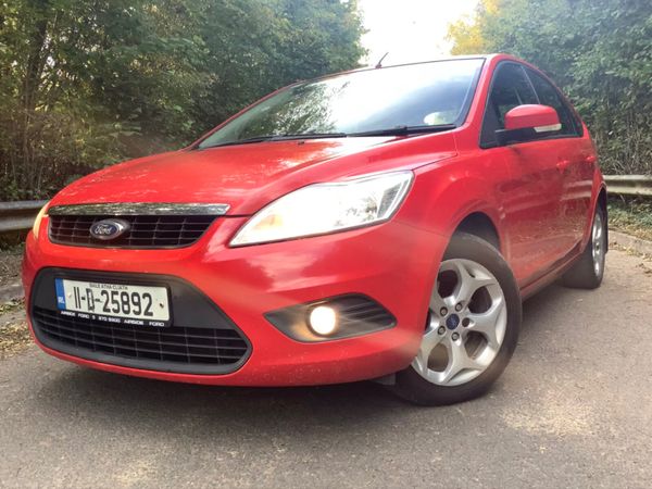 Ford Focus Hatchback, Diesel, 2011, Red