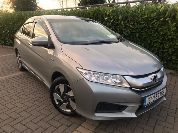 Honda Grace Saloon, Petrol Hybrid, 2015, Silver