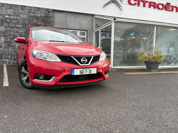 Nissan Pulsar Hatchback, Diesel, 2016, Red