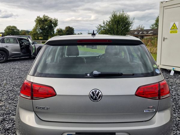 Volkswagen Golf Hatchback, Petrol, 2015, Silver