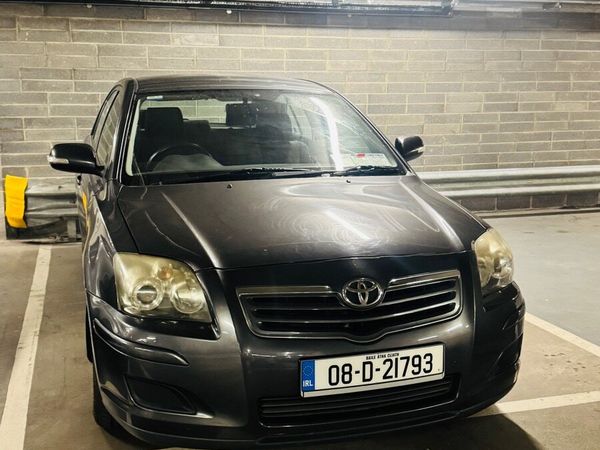 Toyota Avensis Hatchback, Petrol, 2008, Grey