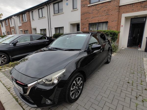 Mazda Demio MPV, Diesel, 2015, Black