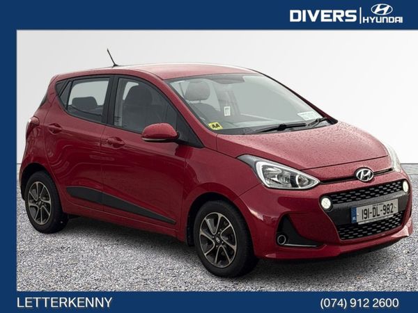 Hyundai i10 Hatchback, Petrol, 2019, Red