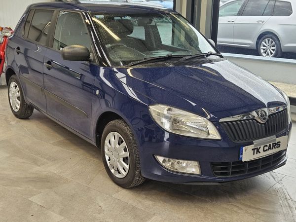 Skoda Fabia Hatchback, Petrol, 2015, Blue