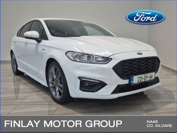 Ford Mondeo Hatchback, Diesel, 2022, White