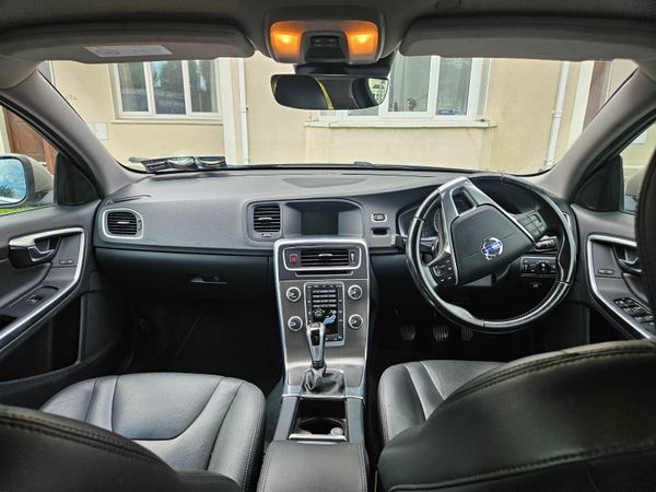 Volvo S60 Saloon, Diesel, 2015, Green