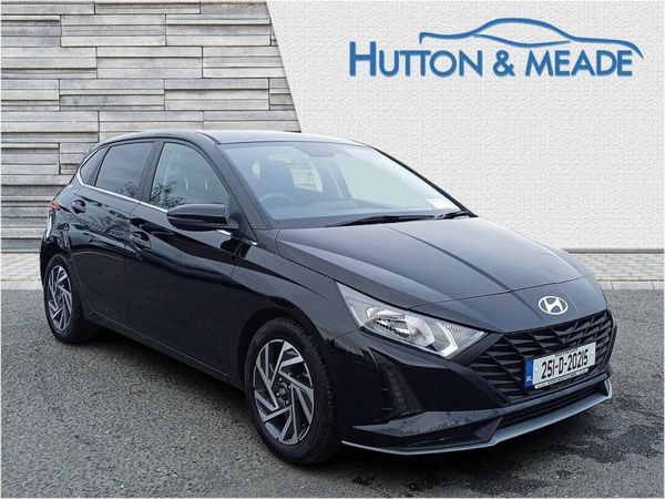 Hyundai i20 Hatchback, Petrol, 2025, Black
