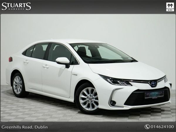 Toyota Corolla Saloon, Petrol Hybrid, 2022, White