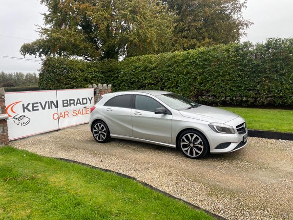 Mercedes-Benz A-Class Hatchback, Petrol, 2013, Silver