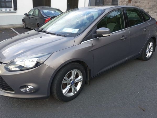 Ford Focus Saloon, Diesel, 2012, Brown