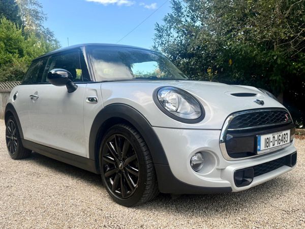 Mini Cooper Hatchback, Petrol, 2018, White
