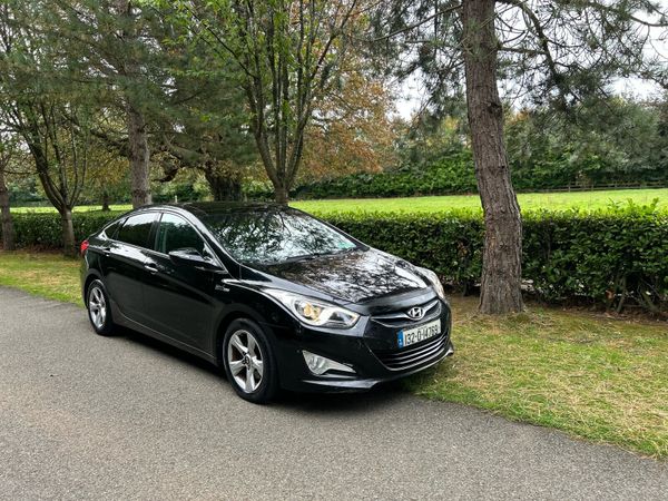 Hyundai i40 Saloon, Diesel, 2013, Black