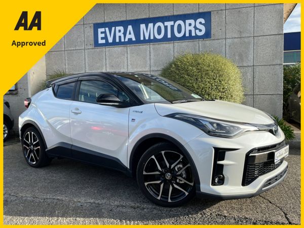 Toyota C-HR SUV, Petrol Hybrid, 2020, White