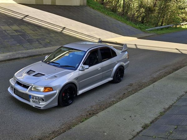 Mitsubishi Lancer Saloon, Petrol, 1998, Silver