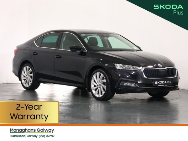 Skoda Octavia Hatchback, Diesel, 2023, Black