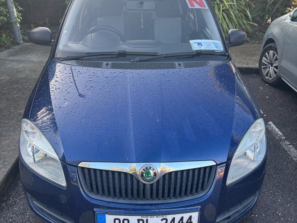 Skoda Fabia Hatchback, Diesel, 2009, Blue