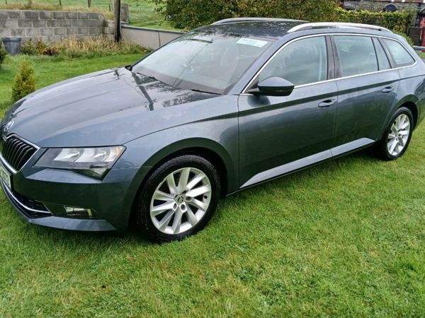 Skoda Superb Estate, Diesel, 2017, Grey