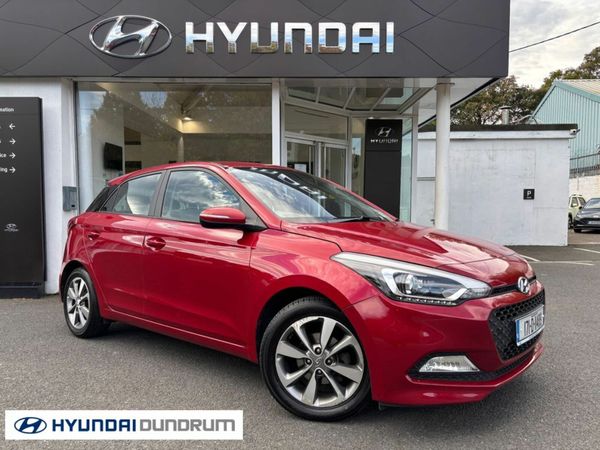 Hyundai i20 Hatchback, Petrol, 2017, Red